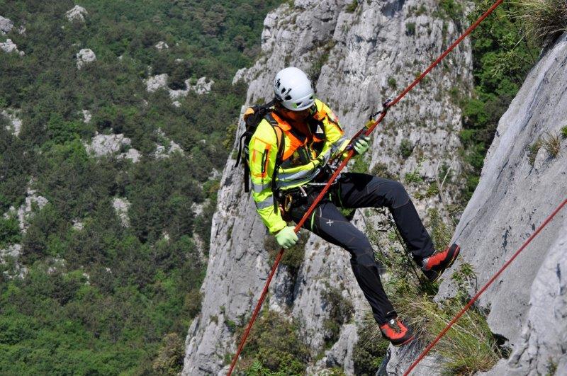 Dolomite fornitore fino al 2014 di scarpe da montagna per il Soccorso Alpino SportOutdoor24