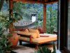 inkaterra-machu-picchu-per-la-localit-agua-calientes-ai-piedi-della-montagna-sacra-agli-inca-e-del-sito-archeologico-quechua-a-2400-metri-di-quota-linkaterra-offre-impressionanti-cottage-bianchi-costruiti-con-roccia-locale-e-sentieri-scavati-nella-pietra
