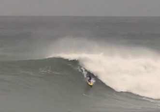 Surf sulle onde più grosse d’Europa