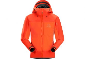 Alpha Comp di Arc’teryx, la giacca hard & soft