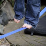 Come camminare sulla slackline