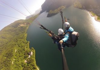 Ho volato col parapendio sull’Altopiano della Paganella