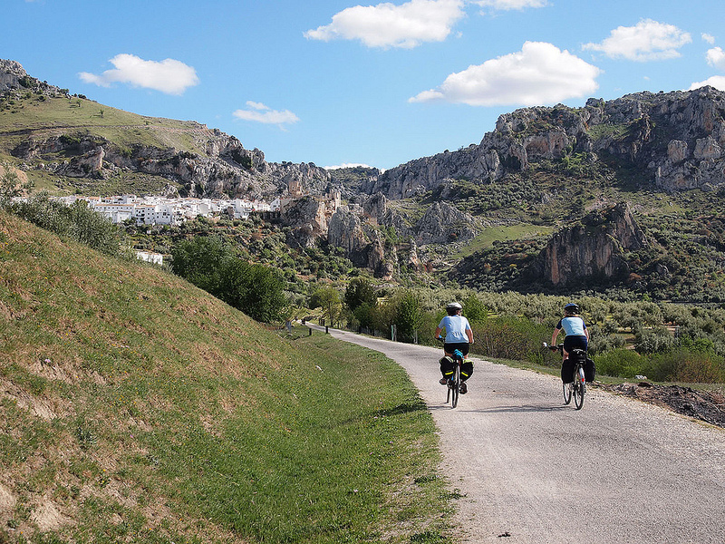 come salire in montagna in bicicletta da corsa