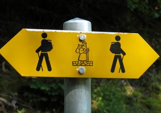 La Via Francigena, il viaggio a piedi attraverso l’Europa fino a Roma, le tappe più belle