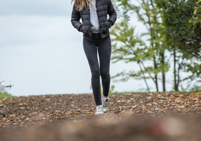 Camminare per stare bene: quanto in base all'età? - SportOutdoor24