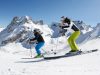 fassa-pensi-allo-sci-sulle-dolomiti-e-dici-val-di-fassa-il-collegamento-con-il-sellaronda-il-famoso-tour-con-gli-sci-che-gira-attorno-ai-quattro-passi-dolomitici-passando-anche-dalla-val-gardena-alta-badia-e-da-arabba-nobilita-ulteriormente-la-ski-area-del-pordoi-e-del-belvedere-sopra-canazei-e-quella-del-col-rodella-e-del-passo-sella-che-offrono-gli-scorci-piugrave-suggestivi-sul-sassolungo-e-sulla-marmolada-la-val-di-fassa-poi-anche-solo-da-un-punto-di-vista-sciistico-molto-altro-la-ski-tour-panorama-mette-insieme-le-aree-del-ciampac-con-la-famosa-nera-della-foresta-che-scende-ad-alba-e-il-buffaure-e-che-conta-lo-ski-stadium-della-aloch-dove-si-allenano-le-nazionali-azzurre-e-il-ciampedie-zona-riservata-alle-famiglie-proprio-sotto-il-catinaccio-senza-dimenticare-che-le-piste-di-carezza-e-passo-costalunga-sono-a-pochi-chilometri-da-vigo-come-quella-di-alpe-lusia-e-del-passo-san-pellegrino-poco-sopra-moena-una-settimana-bianca-non-basta-per-sciare-su-tutte-le-piste-fassane