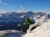 paganella-andalo-e-fai-della-paganella-sono-le-basi-di-partenza-di-una-ski-area-sui-generis-molto-panoramica-dalla-cime-si-scia-vedendo-perfino-il-lago-di-garda-molto-dedicata-alle-famiglie-dove-per-anni-si-allenava-anche-la-nazionale-americana-di-sci-alpino-e-dove-ora-fa-base-quella-norvegese-insomma-50-km-di-piste-adatte-ad-ogni-tipo-di-sciatore-a-pochissimi-minuti-dalluscita-autostradale-la-pista-da-non-perdere-decisamente-la-cacciatori-3-km-con-500-metri-di-dislivello-illuminata-la-sera-due-volte-la-settimana-per-lo-sci-notturno