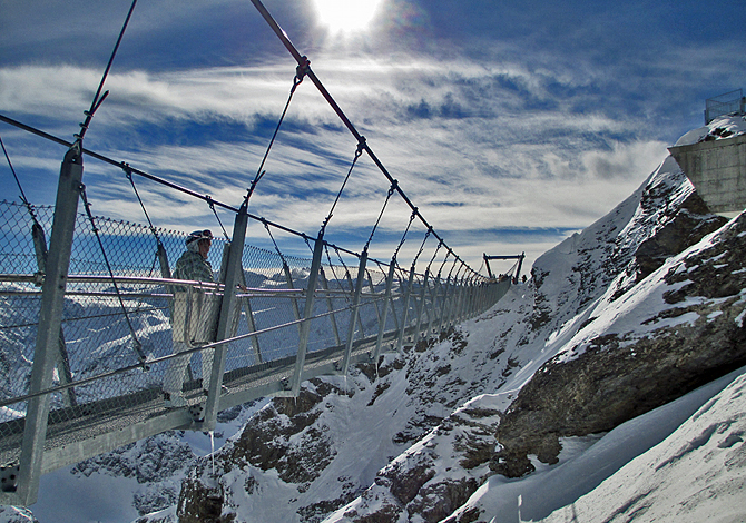 Titlis-Cliff-Walk