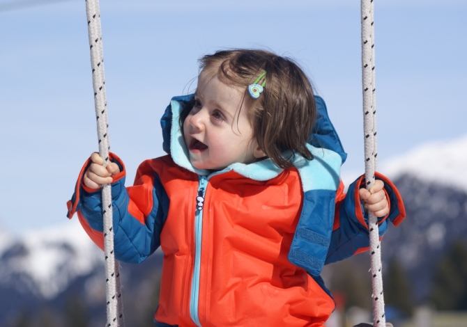 Wed ze Air Combi la tuta da sci gonfiabile per bambini provata da Sofia SportOutdoor24