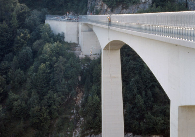 Bungee_Jumping_-_Viadotto_Val_Gadena