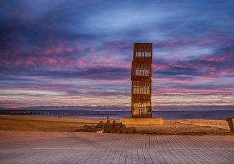 6 spettacolari opere d’arte in spiaggia