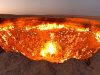 la-porta-dellinferno-turkmenistan-la-famosissima-voragine-infuocata-situata-nel-mezzo-del-deserto-del-karakum-brucia-ininterrottamente-dal-1971-quando-i-geologi-sovietici-fecero-crollare-il-soffitto-di-una-caverna-piena-di-metano-credits-tormod-sandtorv-flickr