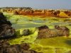 triangolo-di-afar-etiopia-uno-dei-luoghi-pi-caldi-e-ostili-del-pianeta-nel-deserto-dei-dancali-il-suo-aspetto-infernale-il-risultato-di-due-vulcani-attivi-che-formano-laghi-di-lava-geyser-pozze-di-acido-e-cumuli-di-zolfo-e-sale-credits-achilli-family-flickr