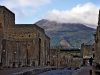 vesuvio-italia-il-vesuvio-uno-dei-simboli-della-citt-di-napoli-divenuto-famoso-gi-nel-79-dopo-cristo-quando-con-la-sua-eruzione-distrusse-le-meravigliose-citt-di-pompei-ed-ercolano-il-vesuvio-tuttora-un-vulcano-attivo-la-cui-ultima-eruzione-risale-al-1944-la-vetta-aperta-ai-turisti-e-attraverso-una-serie-di-sentieri-possibile-visitare-tutta-la-montagna-credits-flickrcc-carlo-mirante