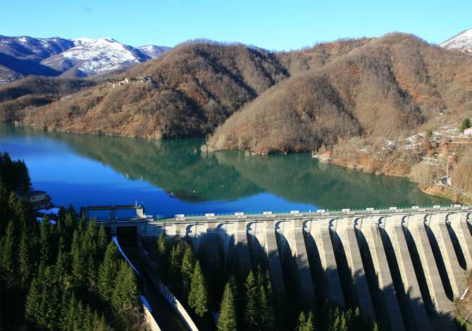 Diga del Brugneto escursioni nel Parco dell'Antola