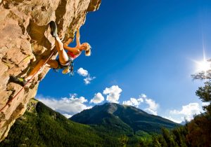 Arrampicata per principianti: la guida al climbing dalla A alla Z per chi vuole cominciare