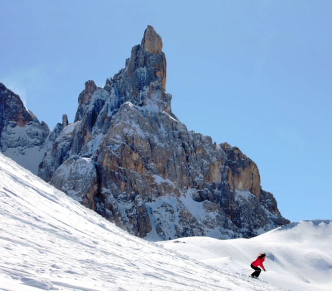 Sciare a Passo Rolle (fototeca Trentino Marketing - A. Trovati)