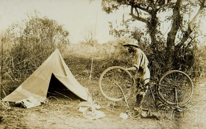 Kazimierz Nowak avventuriero polacco bicicletta africa