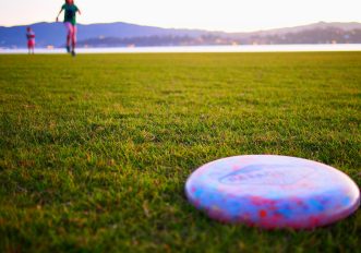 Come lanciare perfettamente il frisbee