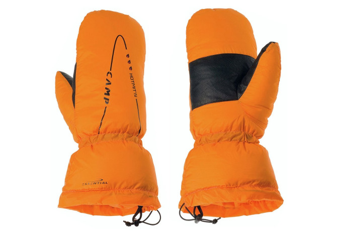 I guanti per l'inverno che tengono caldo alle mani sulla neve -  SportOutdoor24