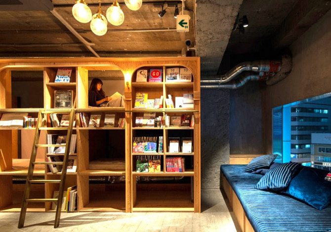 book-and-bed-tokyo-3