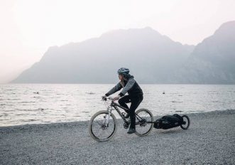 Sentier, lo zaino trolley da bici italiano per fare cicloturismo dappertutto