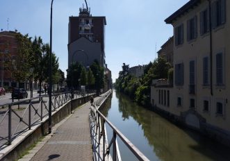 il-fascino-di-correre-e-pedalare-lungo-il-naviglio-della-martesana