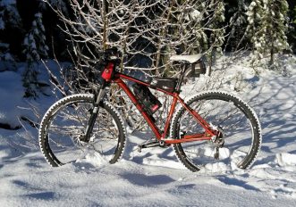 7 consigli per andare in bici con la neve