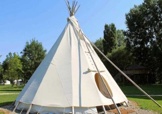 come-trovare-e-prenotare-una-yurta-un-teepee-o-un-pod-in-campeggio-con-pitchup-teepee