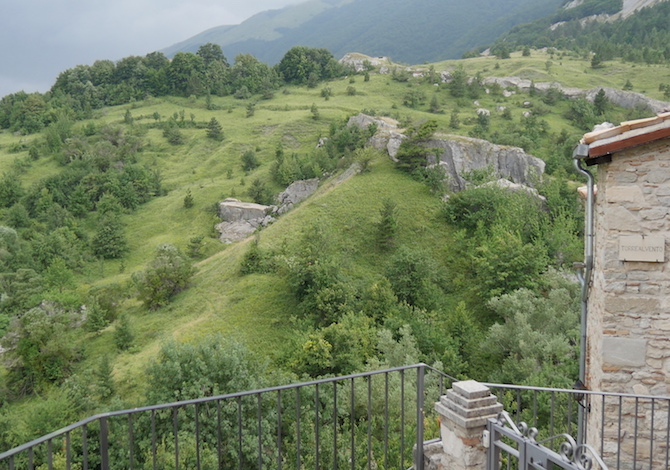 majella-bosco-lama-roccacaramanico-prati-bianca-foto-de-mori