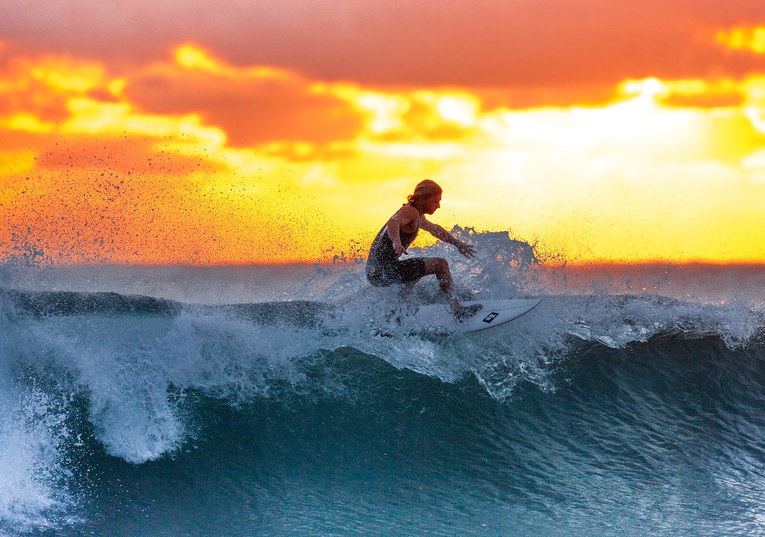 Corpo e mente: ecco perché il surf fa bene