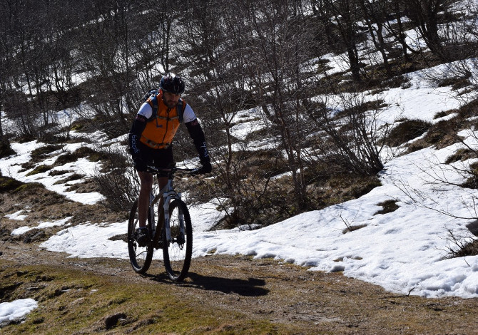 Consigli per l'Abbigliamento Invernale per MTB