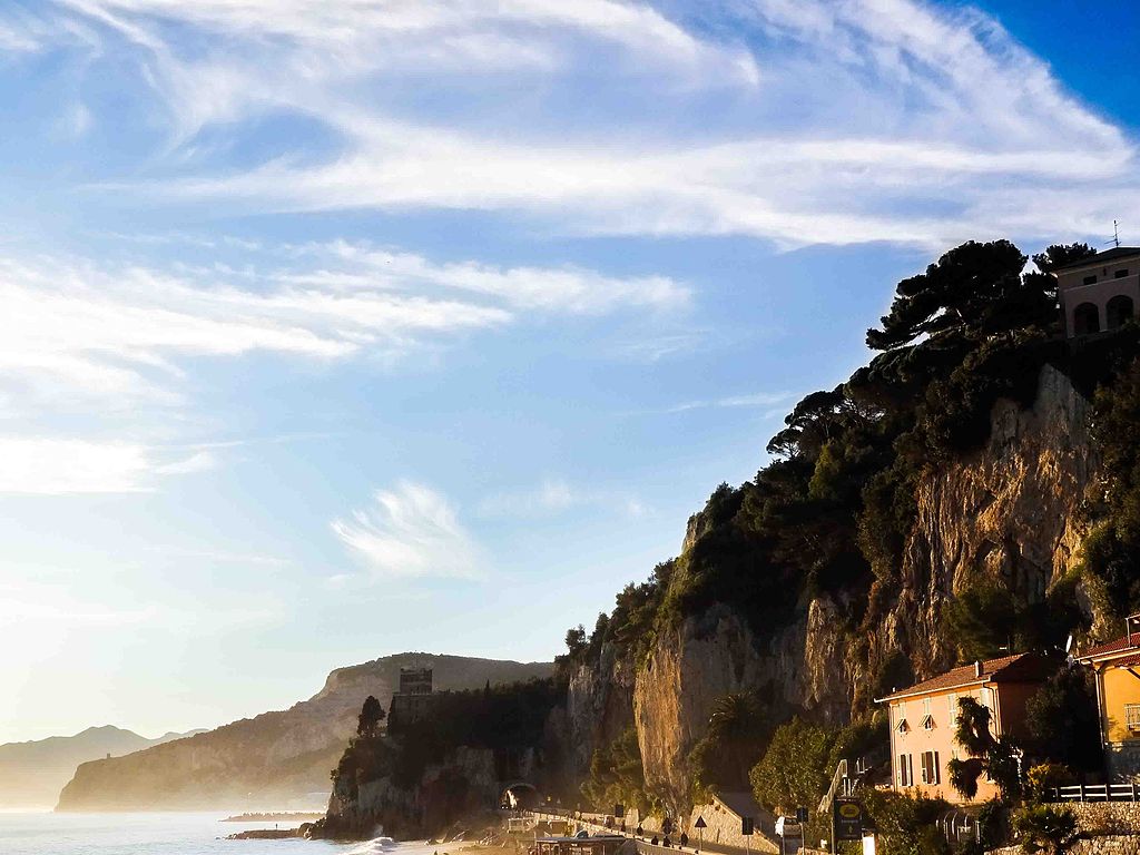 dove arrampicare in Italia vicino al mare