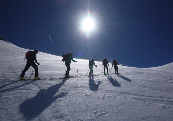 Scialpinismo e ciaspole al Passo San Gran Bernardo_1