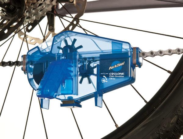 Come pulire e lubrificare la catena della mountain bike - SportOutdoor24