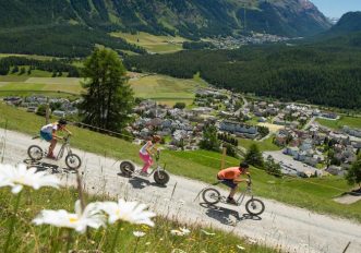 engadina-bambini-sentieri-corviglia-trottinet-c-engadinstmoritz-christof-sonderegger