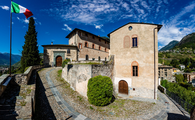 CAST, il Castello delle Storie di Montagna