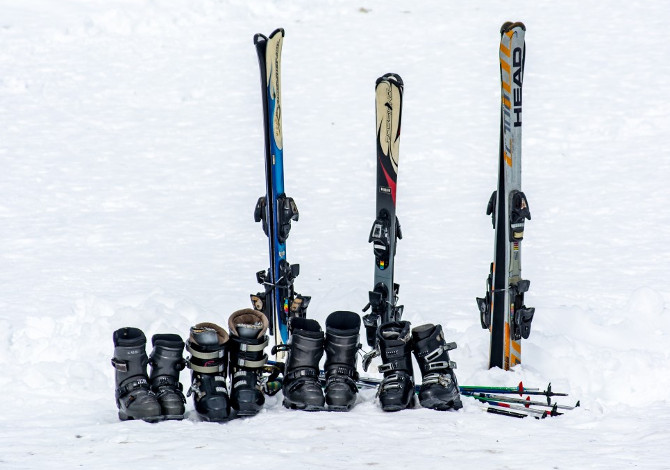 Ski Boot Butler - Aiuto Per Chiudere Gli Scarponi Da Sci, Universale, Pratico E Leggero, Perfetto Per Adulti E Bambini - Foto 3