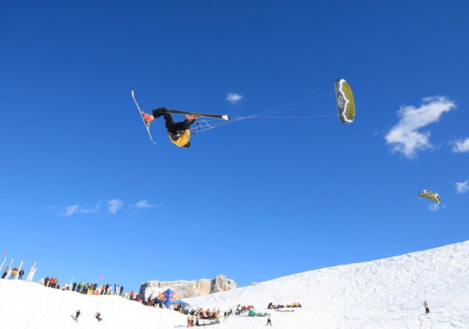 Cotina Snowkite Contest