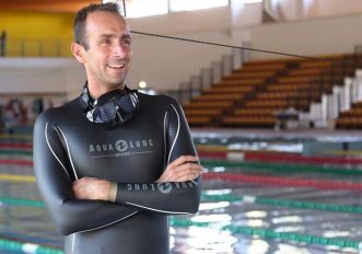 Fase subacquea del nuoto: come gestire l'apnea secondo Mike Maric
