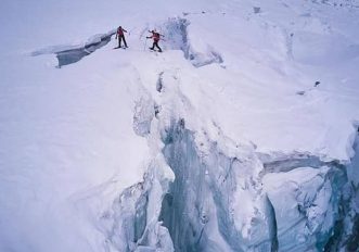 Simone Moro e Tamara Lunger tornano a casa: stop al Gasherbrum