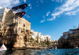 Red Bull Cliff Diving: annullate le World Series 2020, appuntamento al 2021