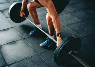 esercizi per allenare le gambe