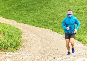 Coronavirus Lombardia: dal 4 maggio per corsa e ciclismo obbligo della mascherina