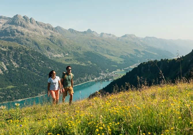 L’Engadina riapre gli impianti: vacanze 2020 in montagna in Svizzera