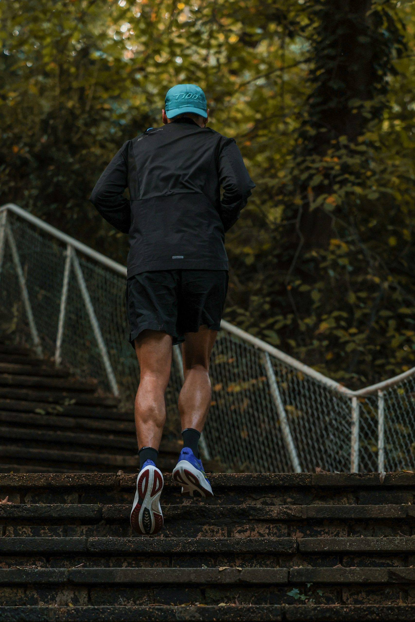 Correre con il cappellino: 7 pro e contro