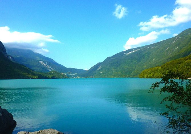 laghi dove fare il bagno in Trentino