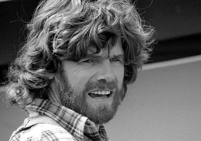 20 agosto 1980: Reinhold Messner risale sull’Everest da solo senza ...