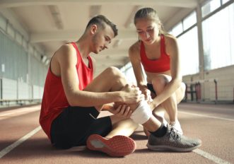 Sopportare il dolore fisico: gli sportivi ci riescono meglio