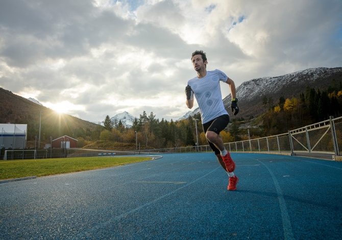 Kilian Jornet Phantasm 24H live: la sfida alla 24 ore di corsa è partita!